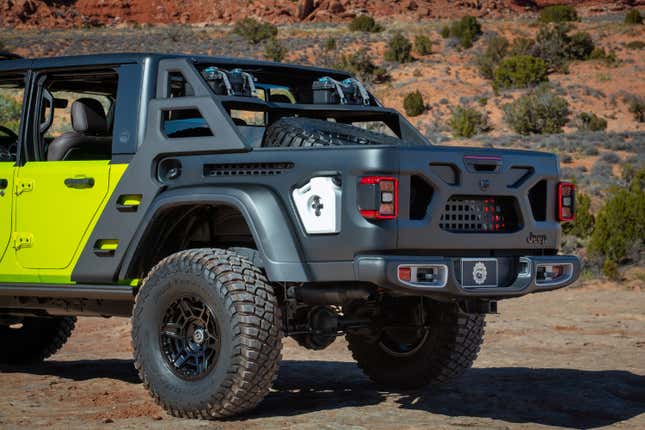 Image for article titled Just a Ton of Photos of the 2023 Easter Jeep Safari Concept Rigs